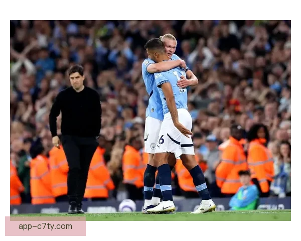 枪手失守主场英超让冠再起波澜