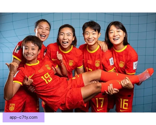 中国女足卫冕首战惊险取胜 留洋10人主力登场 中国女足卫冕首战惊险取胜 留洋10人主力登场